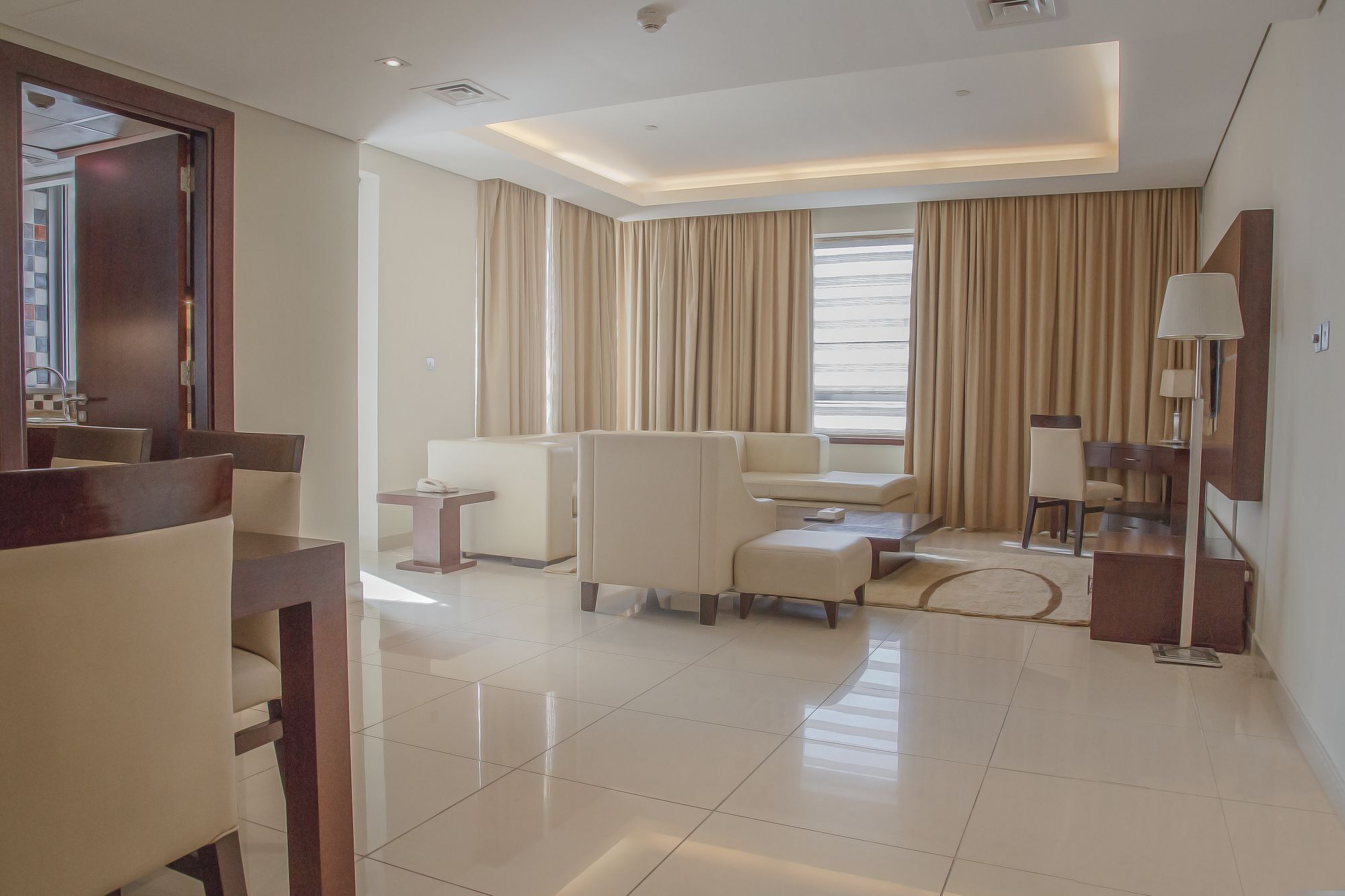 Staybridge Suites Dubai Internet City Экстерьер фото